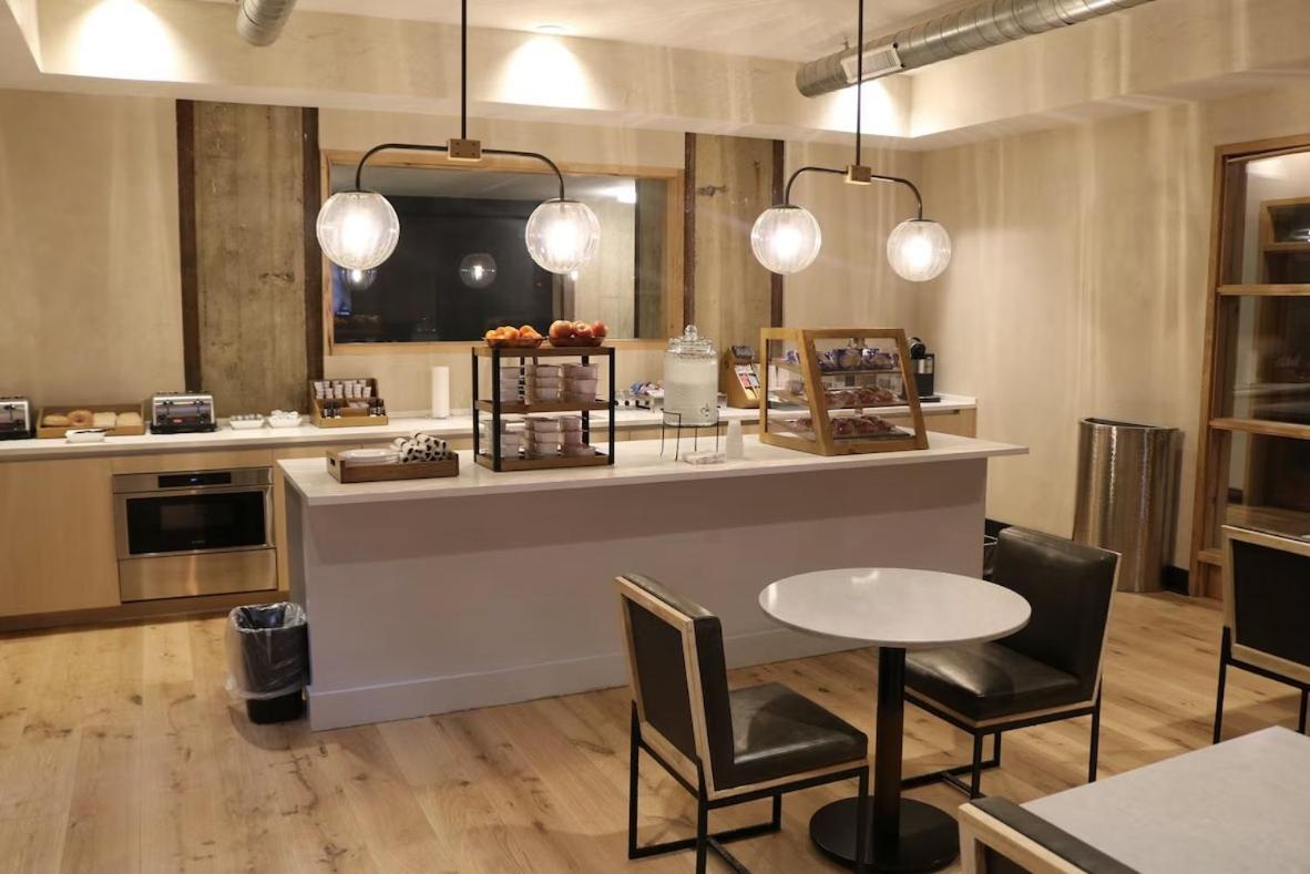Riversuites At The Battery Филаделфия Екстериор снимка